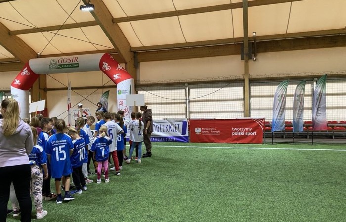 319d2954-3da5-454f-b21c-f1b1a5ec1f80